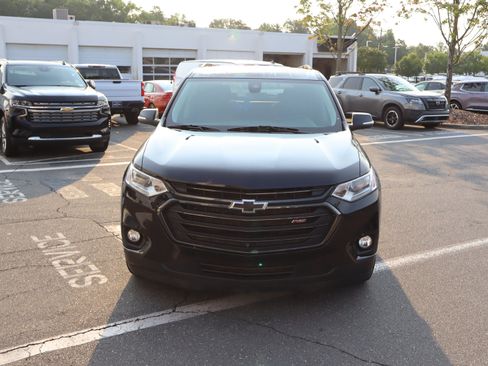 Used 2021 Chevrolet Traverse RS AWD/4WD image 3