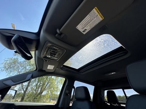 Certified 2025 GMC Sierra 1500 Denali w/ Denali Reserve Package AWD/4WD image 22