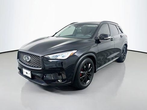 Used 2021 INFINITI QX50 Essential image 1
