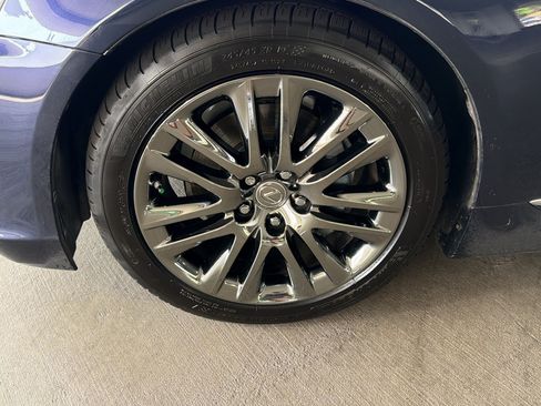 Used 2017 Lexus LS 460 RWD image 10