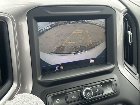 Used 2022 GMC Sierra 2500 Pro w/ Fleet Convenience Package image 14