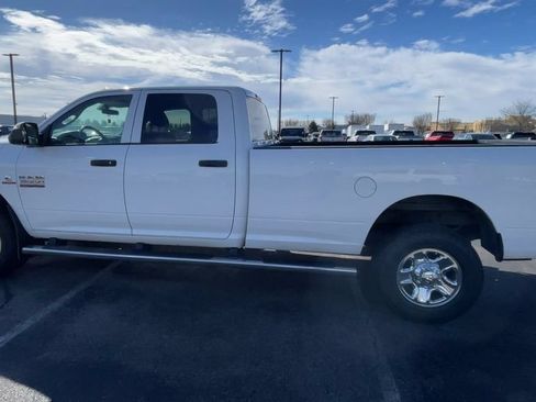 Used 2018 RAM 3500 Tradesman w/ Chrome Appearance Group AWD/4WD image 7