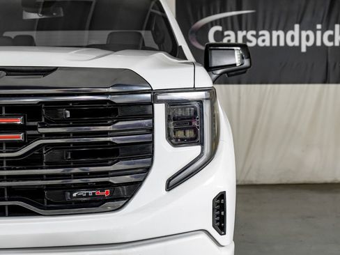 Used 2023 GMC Sierra 1500 AT4 image 41