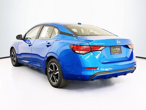 Used 2025 Nissan Sentra SV image 5