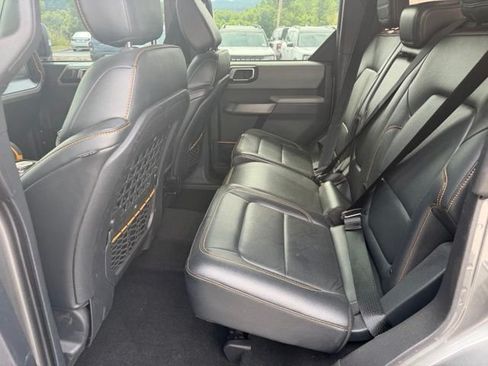 Used 2022 Ford Bronco Badlands AWD/4WD image 8