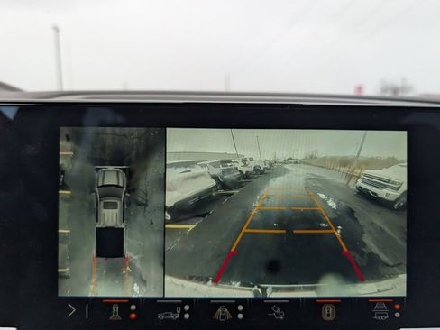 Used 2024 GMC Sierra 1500 SLT w/ SLT Premium Plus Package image 16