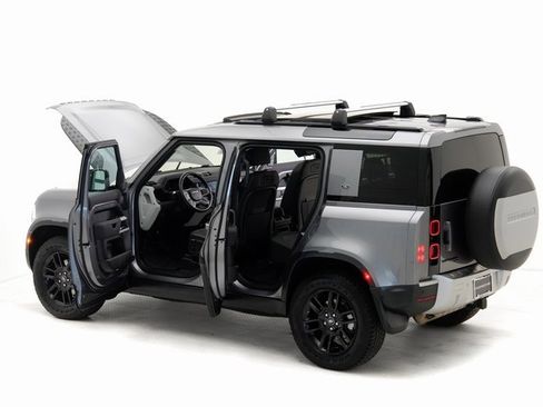 Used 2020 Land Rover Defender 110 S image 27