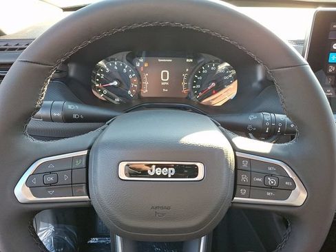 New 2026 Jeep Compass Limited AWD/4WD image 16
