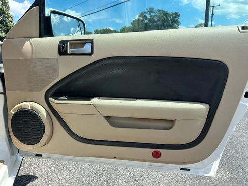 Used 2007 Ford Mustang GT Premium image 18