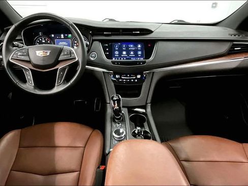 Used 2022 Cadillac XT5 Sportv w/ Technology Package image 18