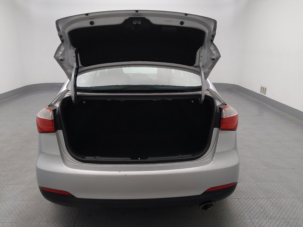 Used 2015 Kia Forte EX w/ UVO Package W/17" Alloys FWD image 29