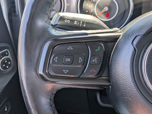 Used 2022 Jeep Gladiator Sport AWD/4WD image 19