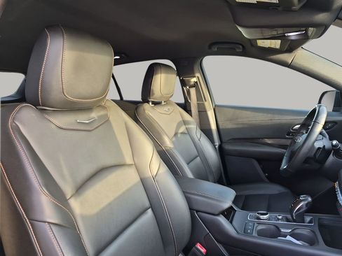 Used 2019 Cadillac XT4 Sport w/ Driver Awareness Package image 15