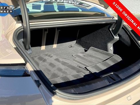 Used 2022 Porsche Taycan image 34