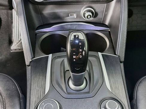 Used 2019 Alfa Romeo Stelvio RWD image 23