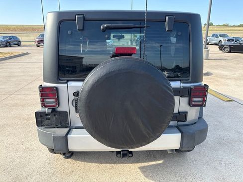 Used 2016 Jeep Wrangler Sport w/ Quick Order Package 23S AWD/4WD image 7