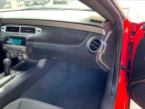 Used 2015 Chevrolet Camaro LS RWD image 15