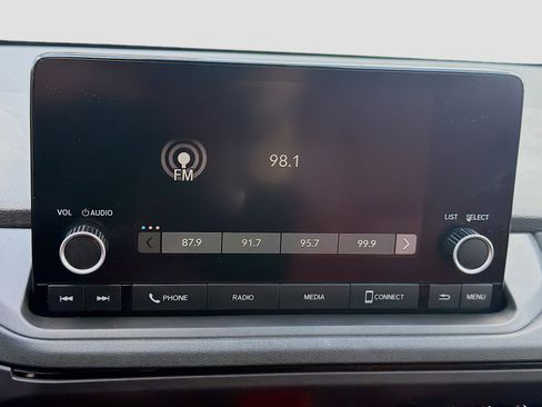 Certified 2023 Honda Accord EX image 13