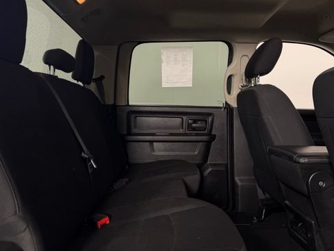 Used 2019 RAM 1500 Express w/ Wheel & Sound Group AWD/4WD image 27