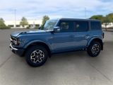 Used 2024 Ford Bronco Outer Banks image 3