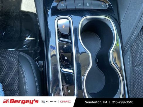 Used 2023 Buick Envision Preferred FWD image 19