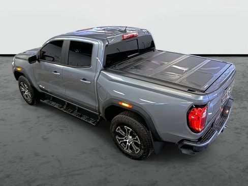 Used 2025 GMC Canyon AT4 w/ Technology Plus Package AWD/4WD image 2