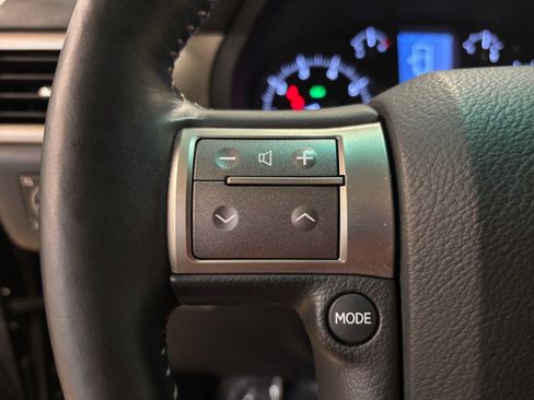 Used 2014 Lexus GX 460 Luxury AWD/4WD image 36