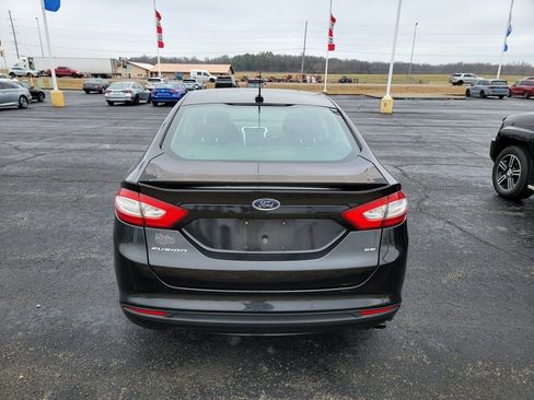 Used 2013 Ford Fusion SE image 3