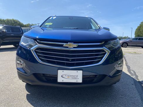 Used 2019 Chevrolet Equinox Premier AWD/4WD image 2