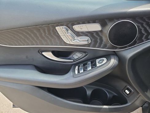 Used 2018 Mercedes-Benz GLC 300 image 13