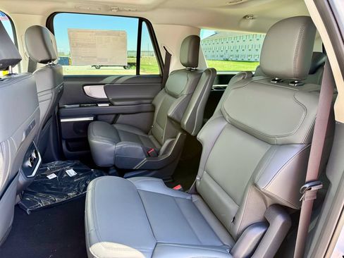 New 2026 Ford Expedition Max Active AWD/4WD image 12