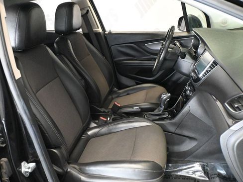 Used 2020 Buick Encore Preferred FWD image 13