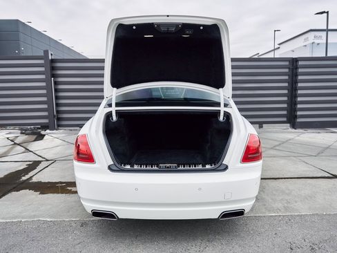 Used 2019 Rolls-Royce Ghost image 22