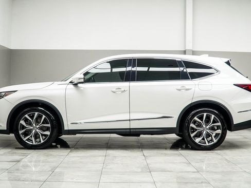 Used 2024 Acura MDX FWD w/ Technology Package image 9