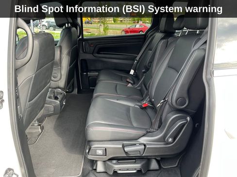 Used 2025 Honda Odyssey Sport-L image 16