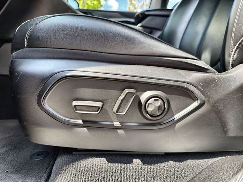 Used 2023 Jeep Grand Cherokee Limited w/ Trailer Tow Prep Group (B) image 14