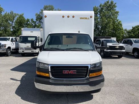 New 2025 GMC Savana 3500 w/ Power Convenience Package RWD image 2