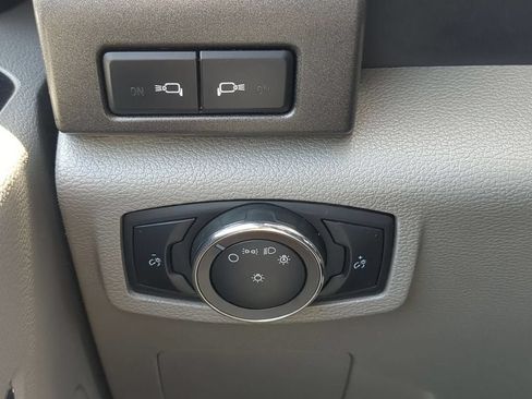 Used 2022 Ford F350 XL w/ Power Equipment Group RWD image 21