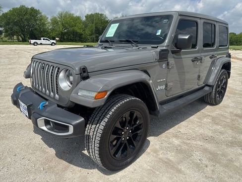 Used 2023 Jeep Wrangler Unlimited Sahara w/ Cold Weather Group AWD/4WD image 1