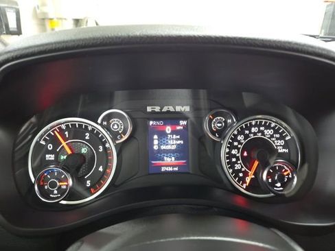 Used 2024 RAM 3500 Big Horn AWD/4WD image 20