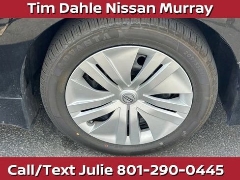 Used 2024 Nissan Leaf S FWD image 14