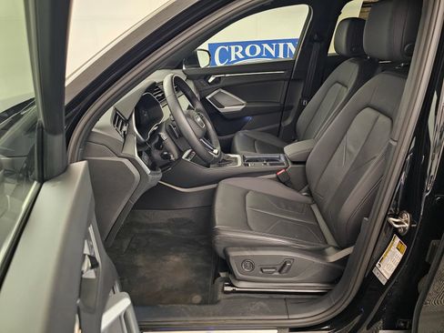 Used 2022 Audi Q3 2.0T Premium Plus w/ Premium Plus Package AWD/4WD image 4