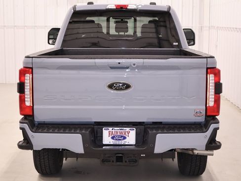 New 2026 Ford F350 Lariat w/ Black Appearance Package AWD/4WD image 8