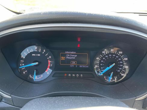 Used 2013 Ford Fusion SE FWD image 19
