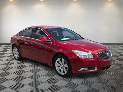 Used 2013 Buick Regal Premium FWD image 3