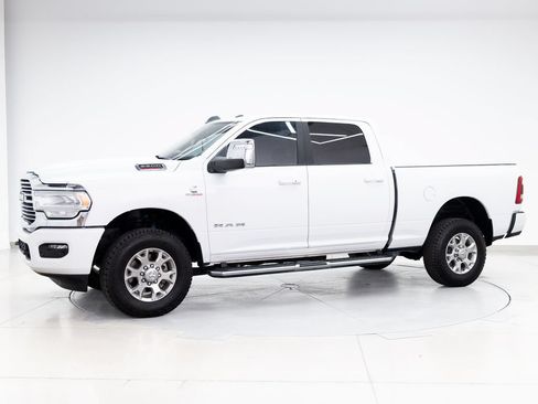 Used 2023 RAM 2500 Laramie AWD/4WD image 4