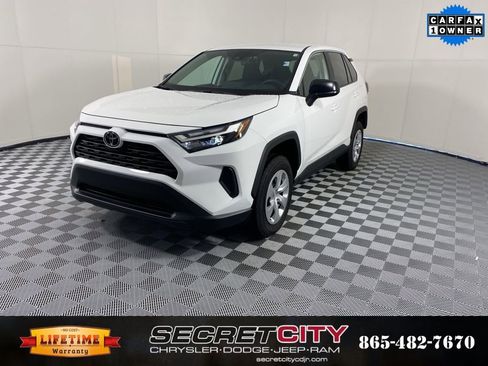 Used 2025 Toyota RAV4 LE image 3