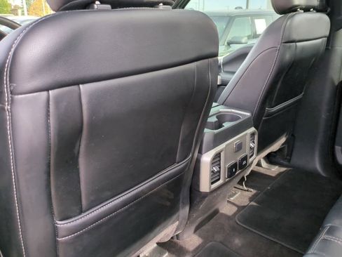 Used 2020 Ford F150 Lariat image 18