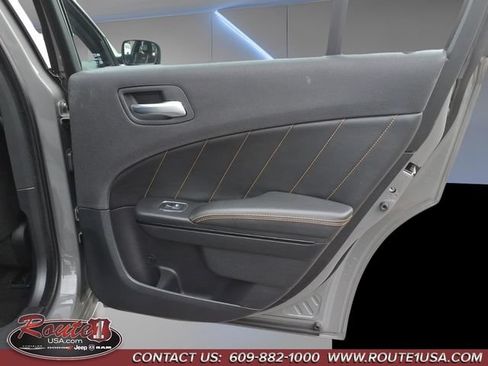 Used 2017 Dodge Charger R/T RWD image 17