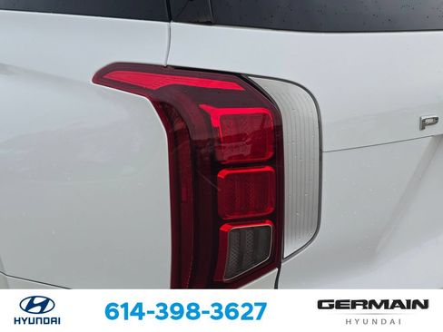 Used 2025 Hyundai Palisade Calligraphy AWD/4WD image 16